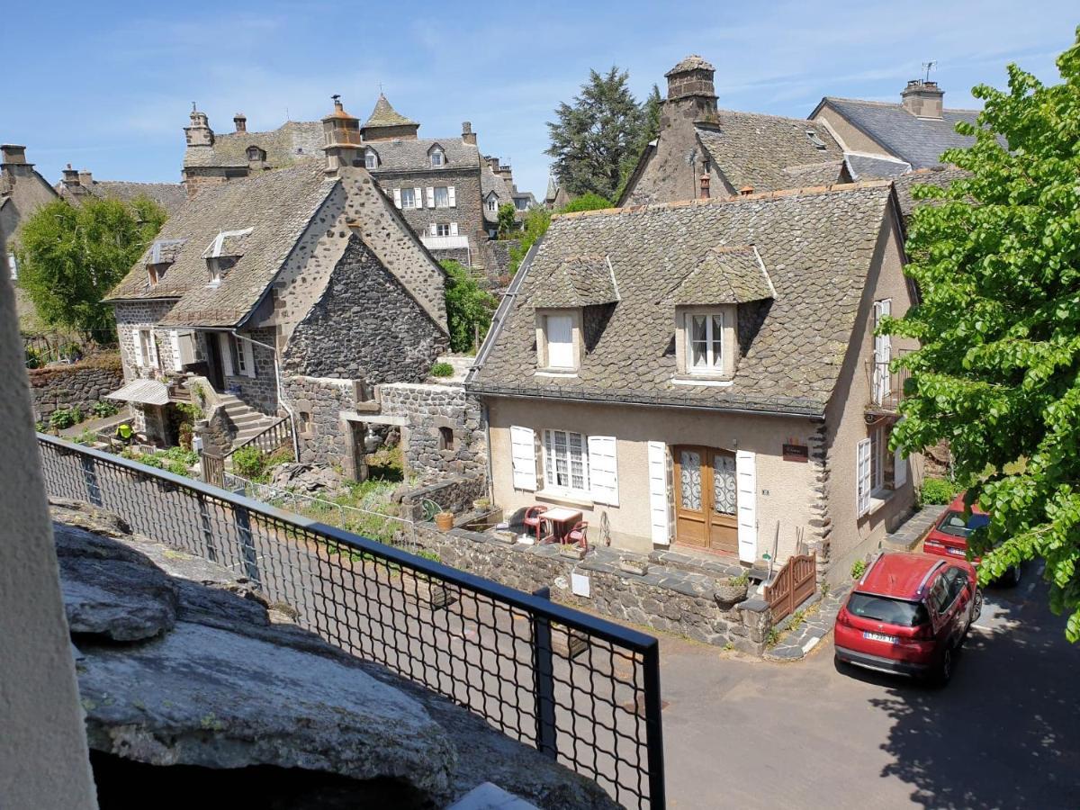 Logis Hotel Restaurant & Spa Les Remparts Salers Exteriér fotografie