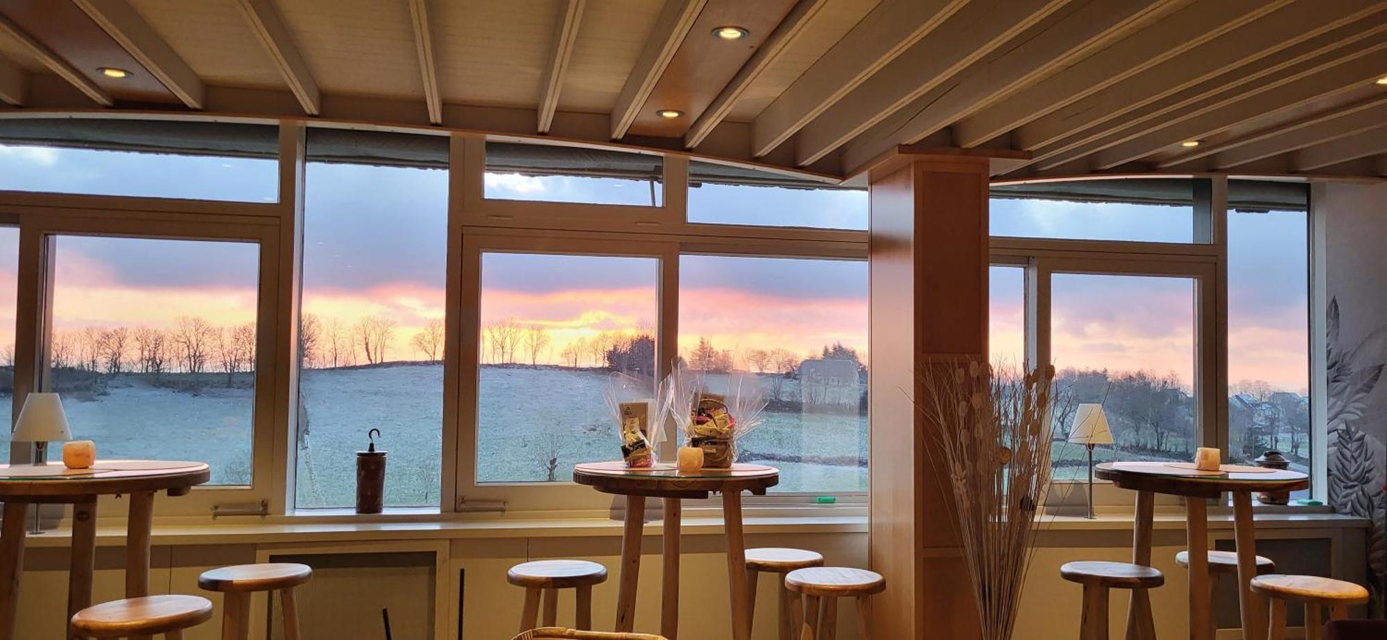 Logis Hotel Restaurant & Spa Les Remparts Salers Exteriér fotografie