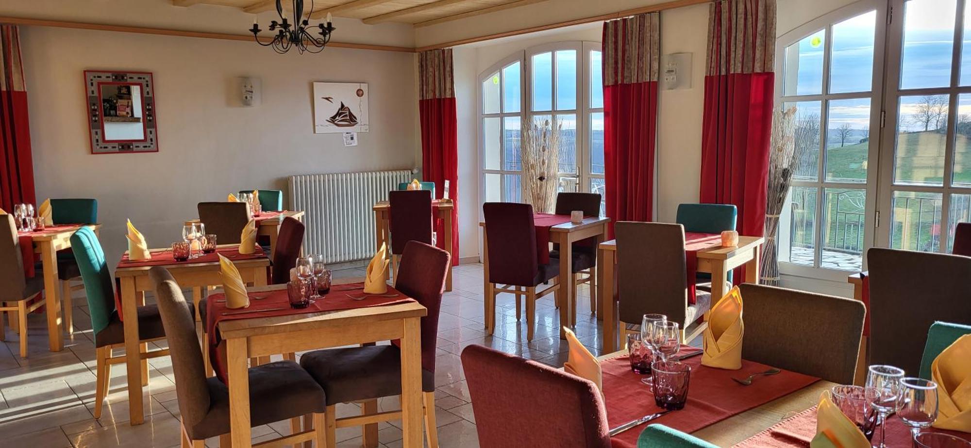 Logis Hotel Restaurant & Spa Les Remparts Salers Exteriér fotografie