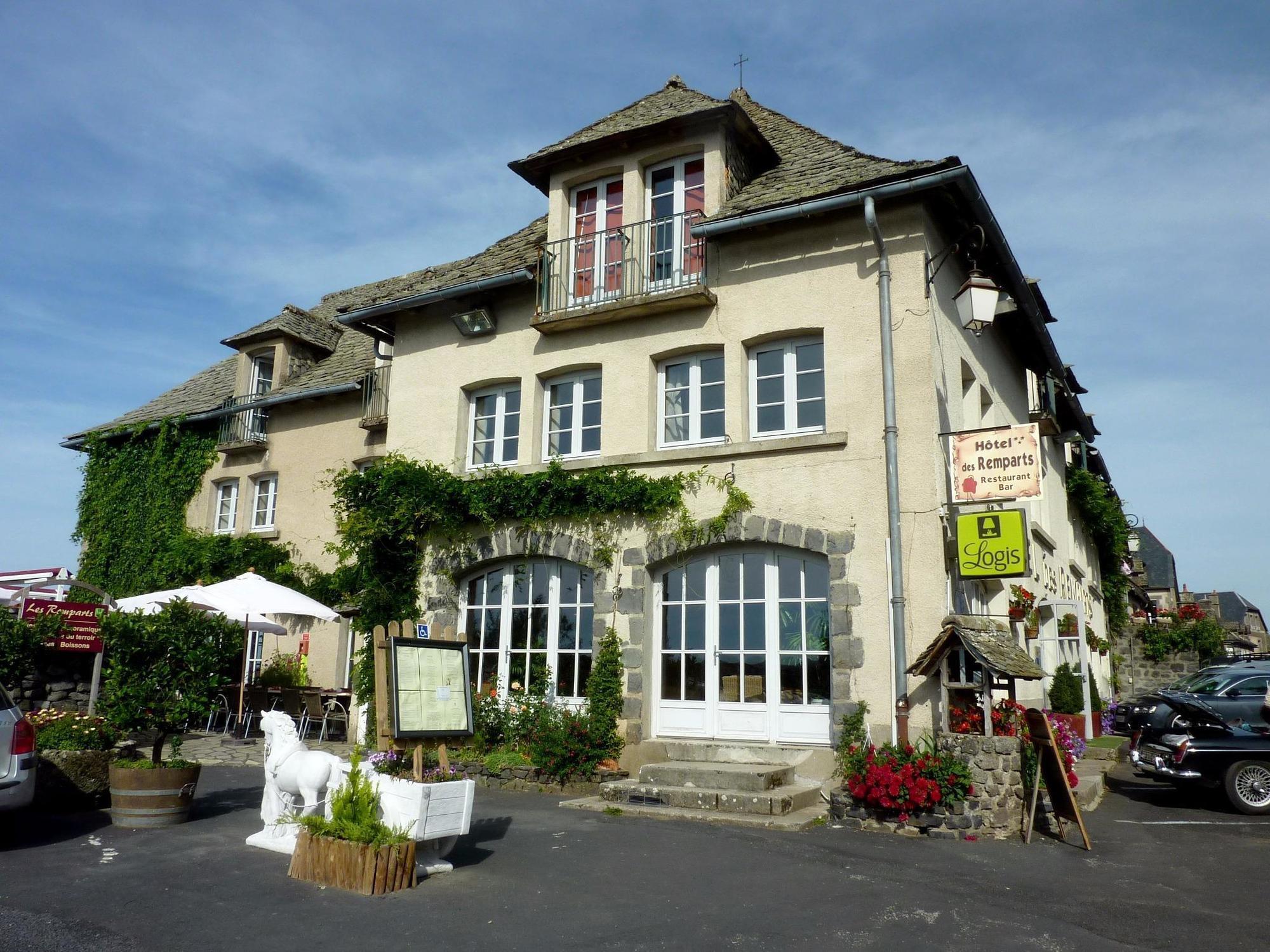 Logis Hotel Restaurant & Spa Les Remparts Salers Exteriér fotografie